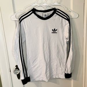 Mens xs adidas white long sleeved tshirt. No stains , bright white